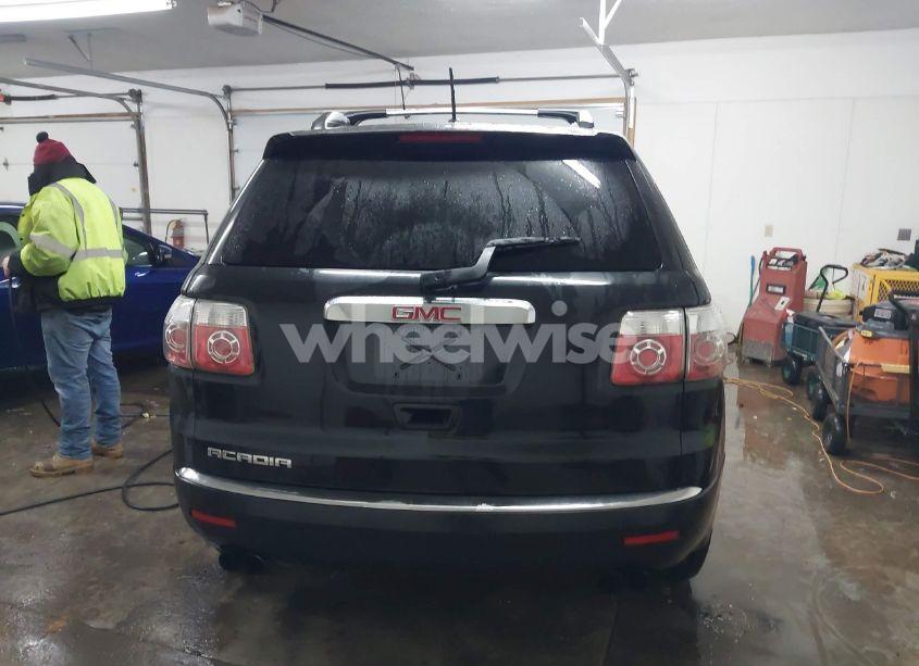 Photo 16 of 2011 Gmc Acadia SL (VIN 1GKKRNED1BJ310389)