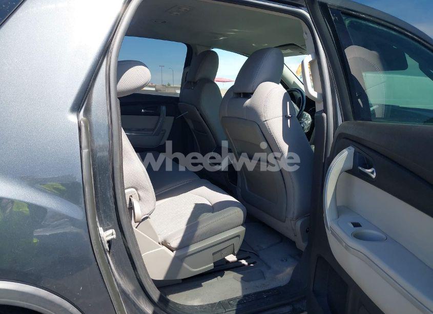 Photo 8 of 2011 Gmc Acadia SL (VIN 1GKKRNED8BJ243502)