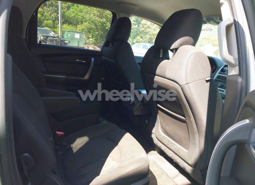 Photo 8 of 2011 Gmc Acadia SLE (VIN 1GKKRPED2BJ274157)