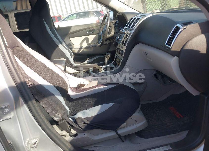 Photo 5 of 2012 Gmc Acadia SLE (VIN 1GKKRPED3CJ176854)