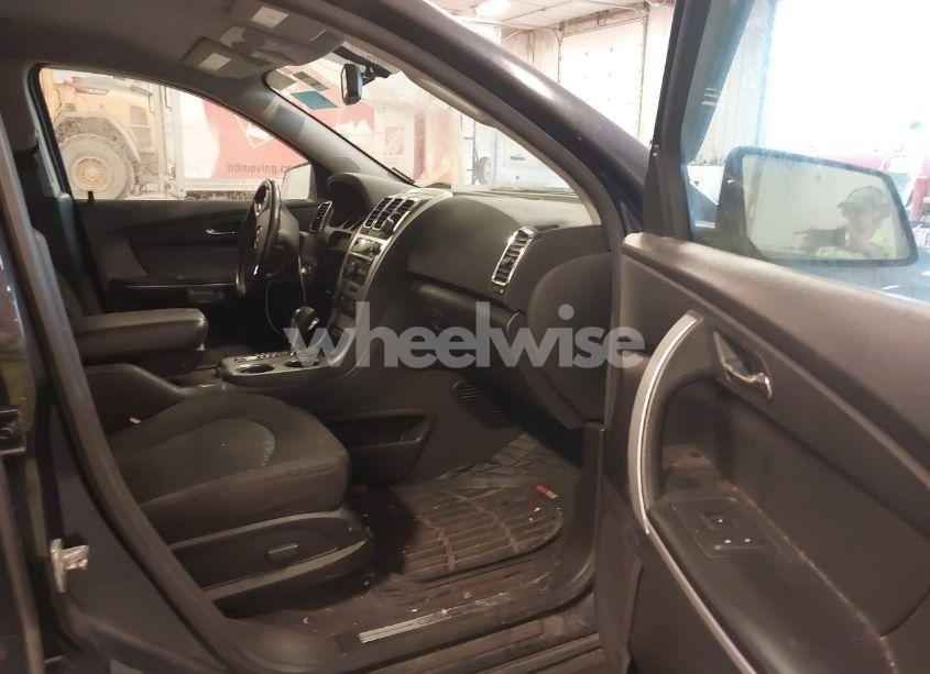 Photo 5 of 2011 Gmc Acadia SLE (VIN 1GKKRPED4BJ279893)