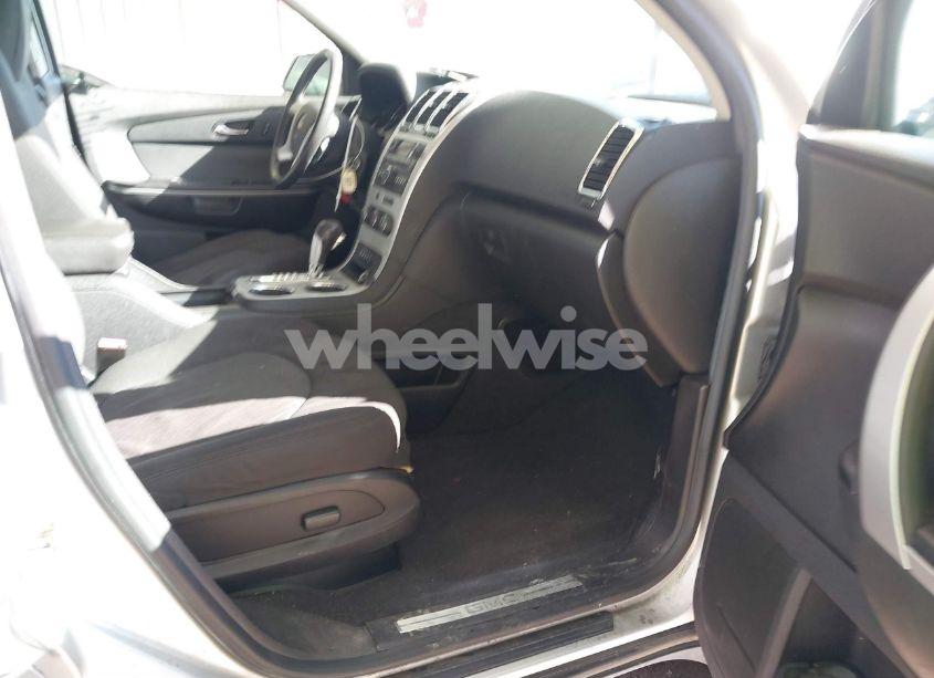 Photo 5 of 2012 Gmc Acadia SLE (VIN 1GKKRPED8CJ274519)