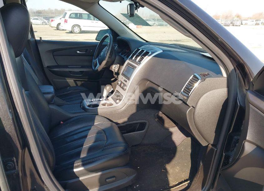 Photo 5 of 2012 Gmc Acadia SLE (VIN 1GKKRPED9CJ186997)