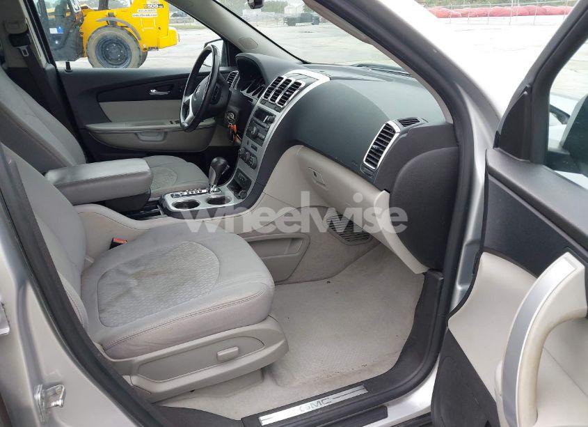 Photo 5 of 2012 Gmc Acadia SLE (VIN 1GKKRPED9CJ420569)