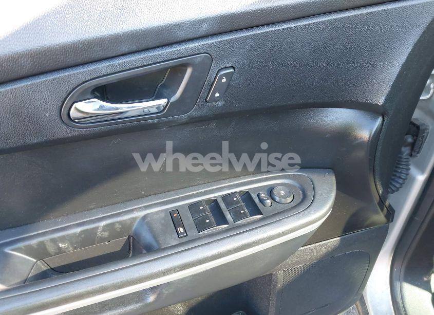 Photo 14 of 2012 Gmc Acadia SLE (VIN 1GKKRPED9CJ421561)