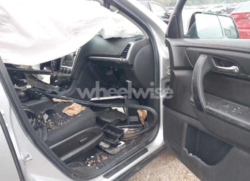 Photo 5 of 2015 Gmc Acadia SLE-2 (VIN 1GKKRPKD7FJ332967)