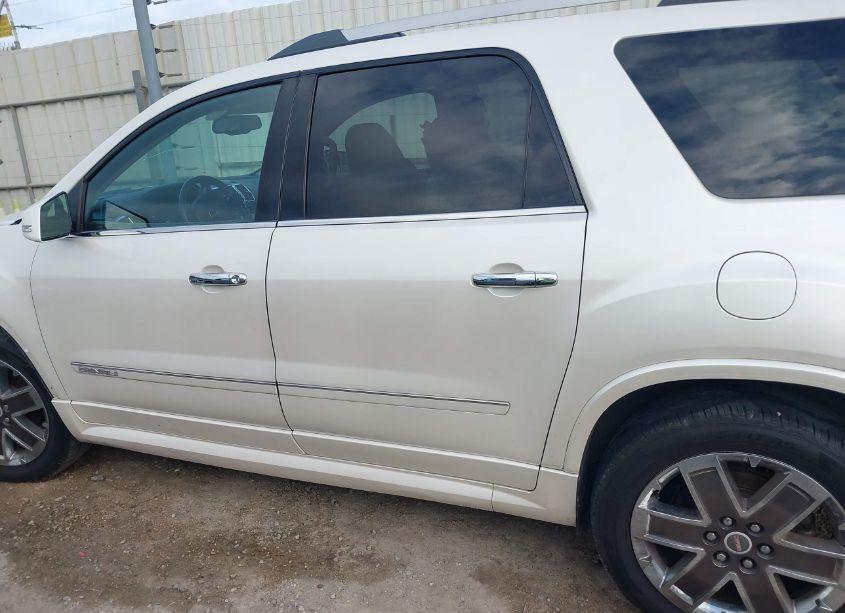 Photo 15 of 2011 Gmc Acadia DENALI (VIN 1GKKRTED0BJ388098)