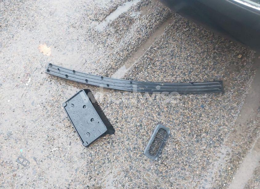 Photo 11 of 2011 Gmc Acadia SL (VIN 1GKKVNED0BJ331102)