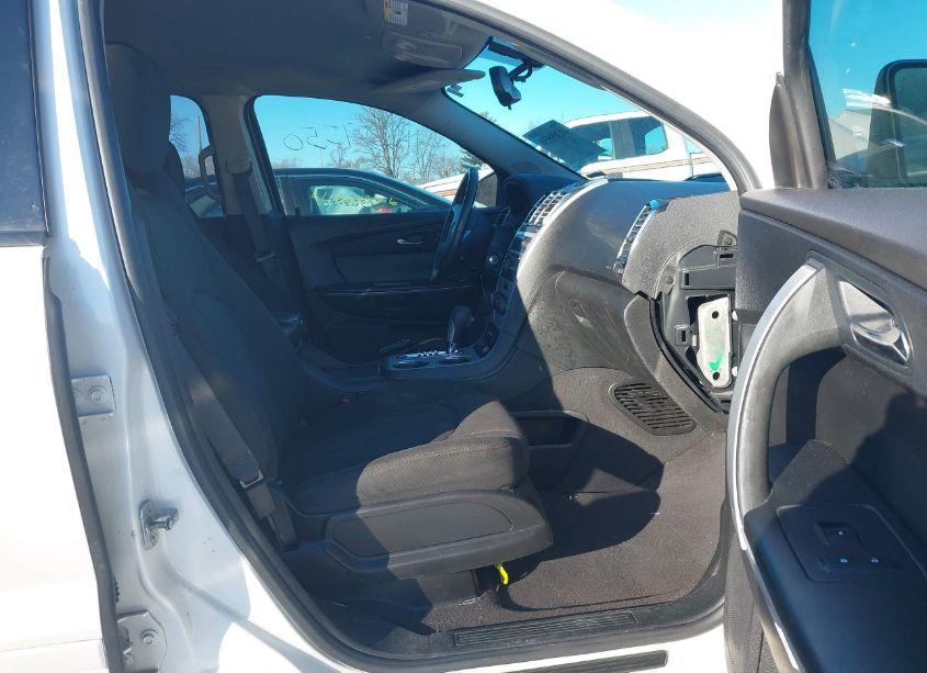 Photo 5 of 2011 Gmc Acadia (VIN 1GKKVNED4BJ256095)