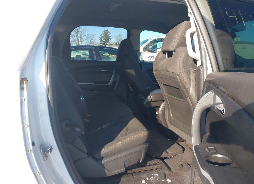 Photo 8 of 2011 Gmc Acadia (VIN 1GKKVNED4BJ256095)