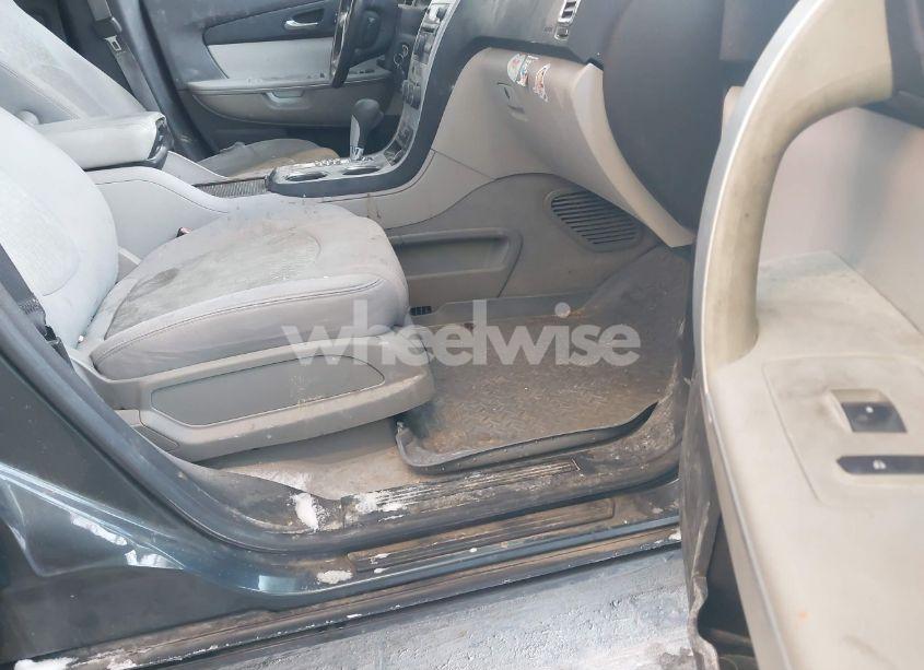 Photo 5 of 2011 Gmc Acadia SL (VIN 1GKKVNEDXBJ258773)