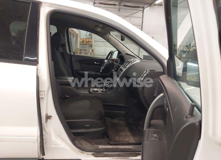 Photo 5 of 2011 Gmc Acadia SLE (VIN 1GKKVPED8BJ399448)