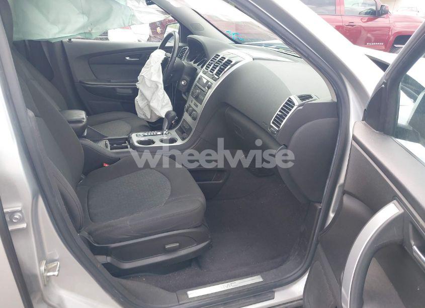 Photo 5 of 2011 Gmc Acadia SLE (VIN 1GKKVPED9BJ115213)