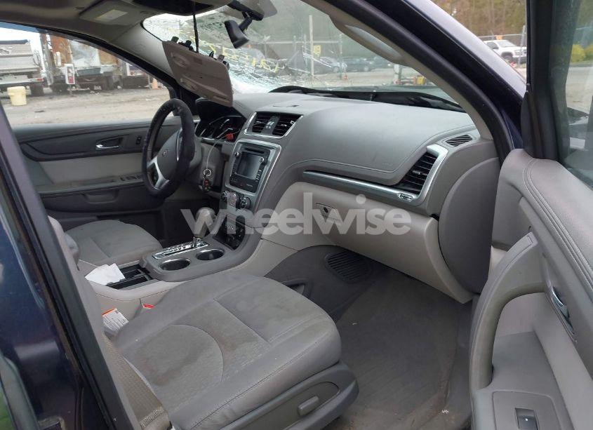 Photo 5 of 2015 Gmc Acadia SLE-2 (VIN 1GKKVPKD5FJ330257)