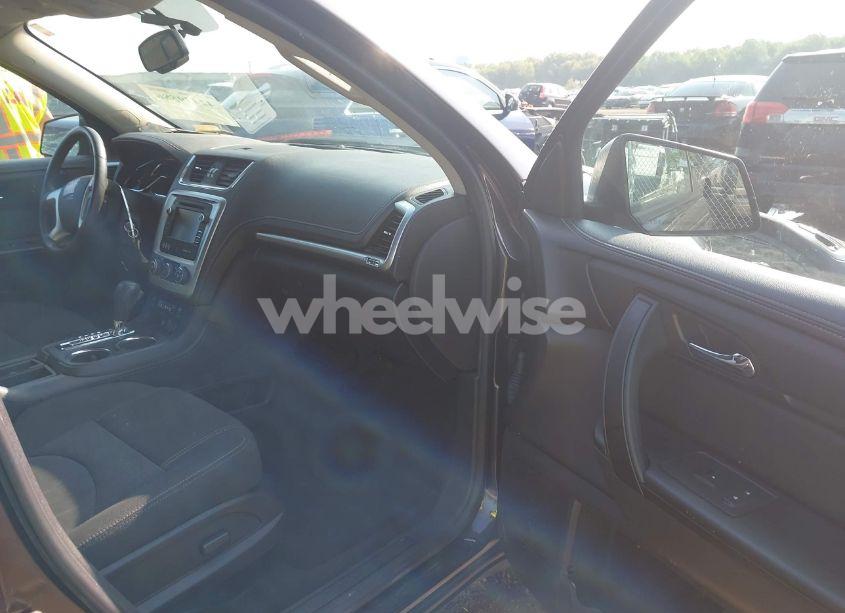 Photo 5 of 2015 Gmc Acadia SLE-2 (VIN 1GKKVPKD9FJ330522)