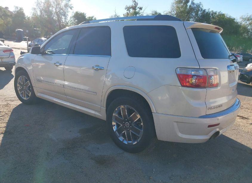 Photo 3 of 2012 Gmc Acadia (VIN 1GKKVTED6CJ383324)
