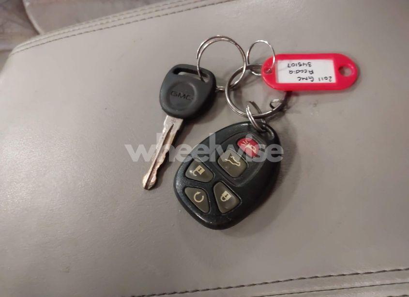 Photo 11 of 2011 Gmc Acadia DENALI (VIN 1GKKVTED8BJ345107)