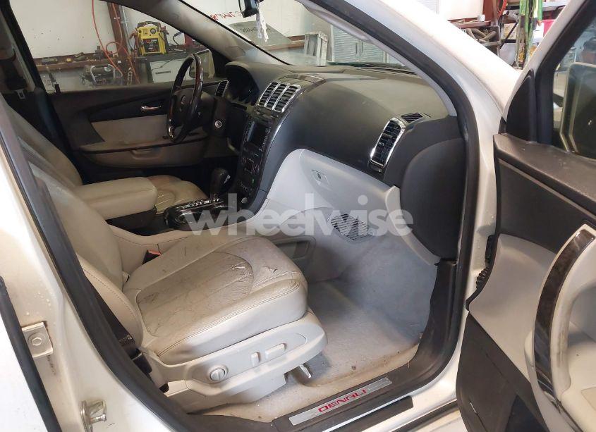 Photo 5 of 2011 Gmc Acadia DENALI (VIN 1GKKVTED8BJ345107)