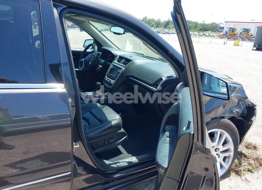 Photo 5 of 2015 Gmc Acadia DENALI (VIN 1GKKVTKDXFJ346673)