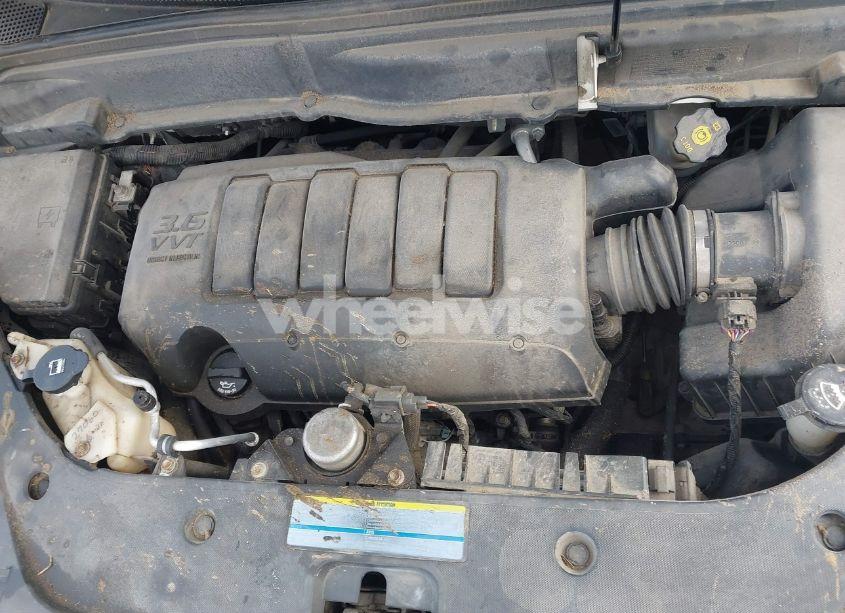 Photo 10 of 2010 Gmc Acadia (VIN 1GKLRLED1AJ252243)