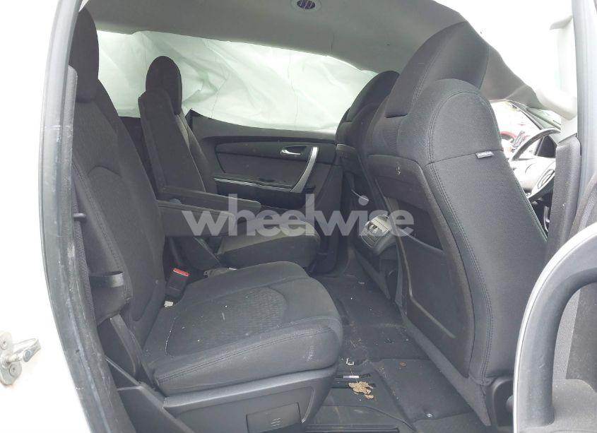 Photo 8 of 2010 Gmc Acadia (VIN 1GKLRLED1AJ252243)