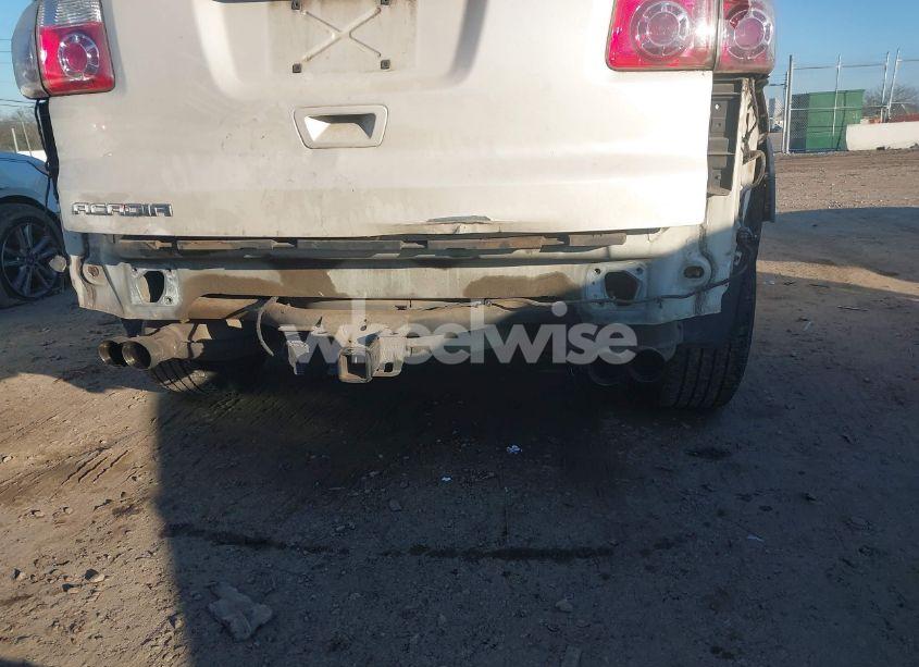 Photo 6 of 2010 Gmc Acadia (VIN 1GKLRLED3AJ131147)