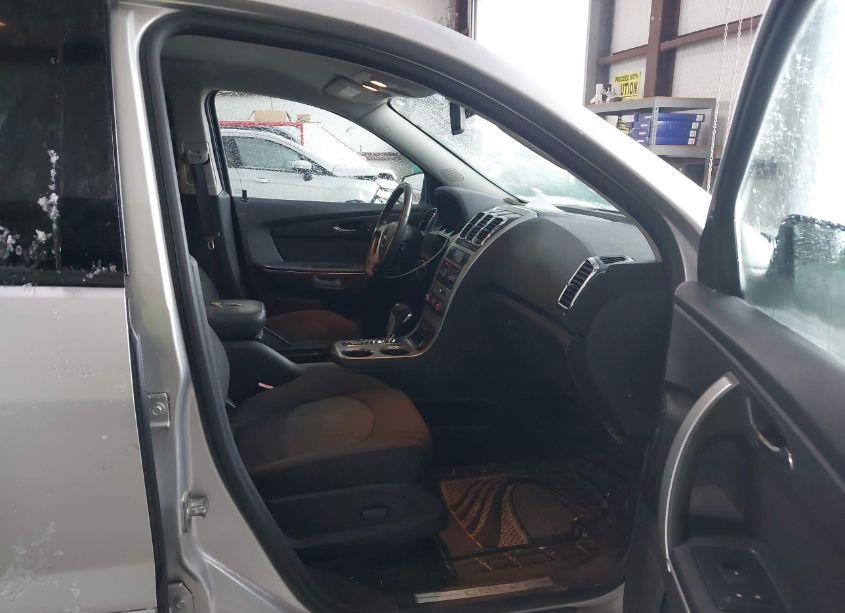 Photo 5 of 2010 Gmc Acadia SLE (VIN 1GKLRLED9AJ101361)