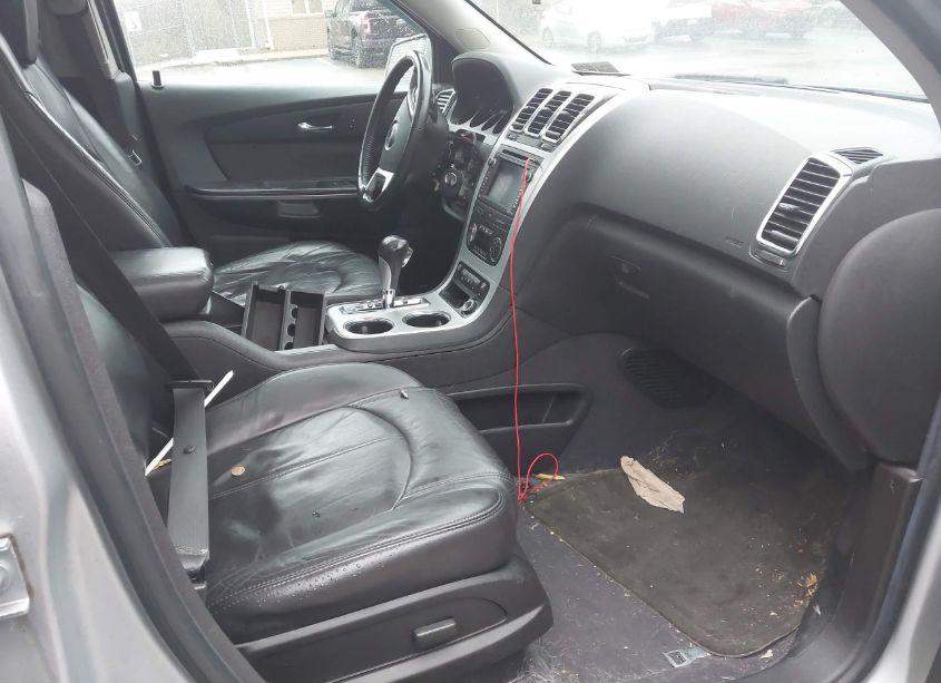 Photo 5 of 2010 Gmc Acadia SLT-1 (VIN 1GKLRMED9AJ194632)