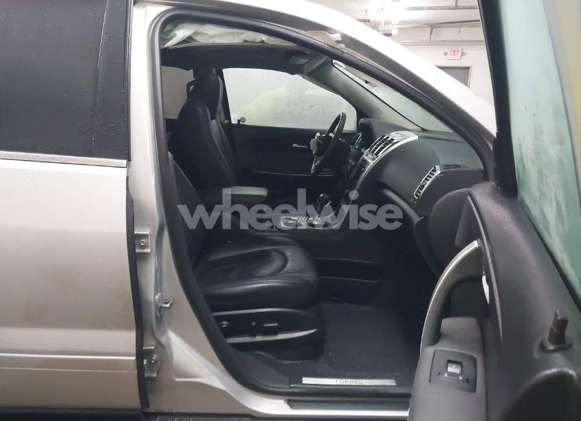 Photo 5 of 2010 Gmc Acadia SLT-2 (VIN 1GKLVNED3AJ151437)