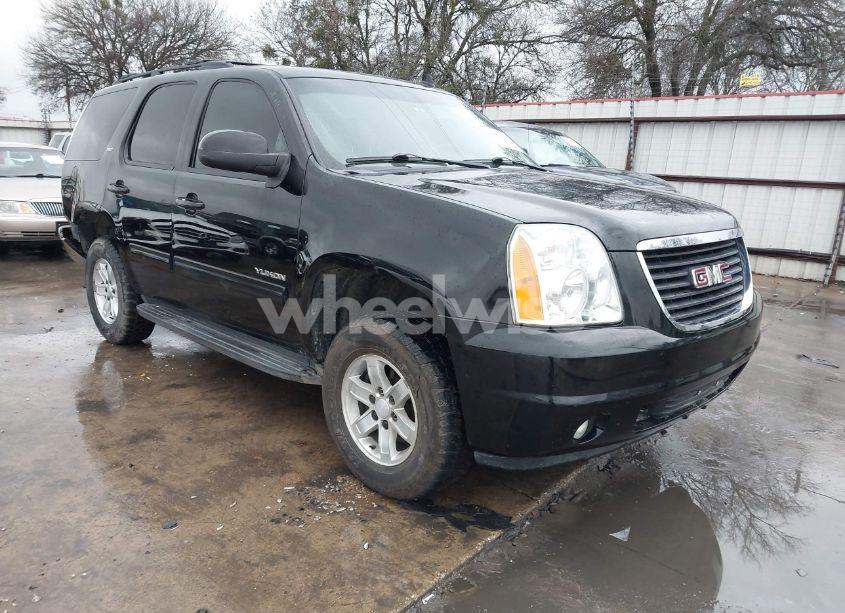 2010 Gmc Yukon SLT (VIN 1GKMCCE35AR203481) main photo