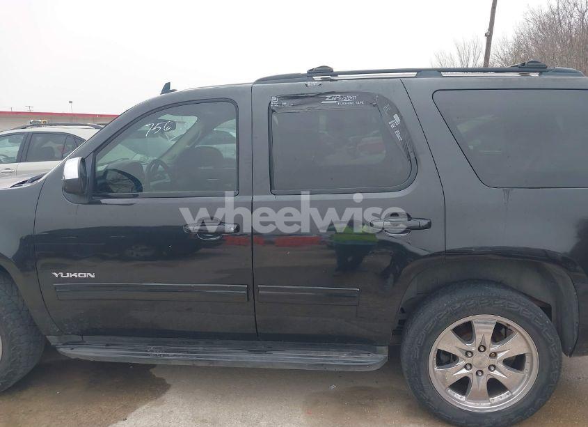 Photo 14 of 2011 Gmc Yukon SLE (VIN 1GKS1AE00BR152741)