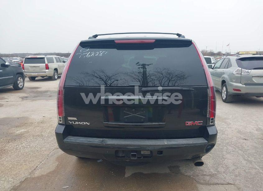 Photo 16 of 2011 Gmc Yukon SLE (VIN 1GKS1AE00BR152741)