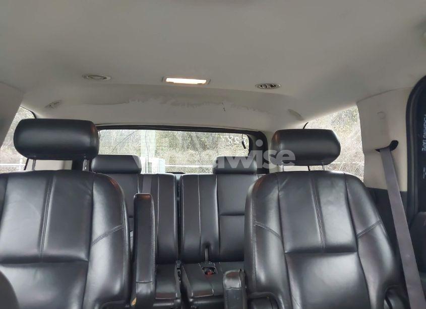 Photo 19 of 2011 Gmc Yukon SLE (VIN 1GKS1AE00BR152741)