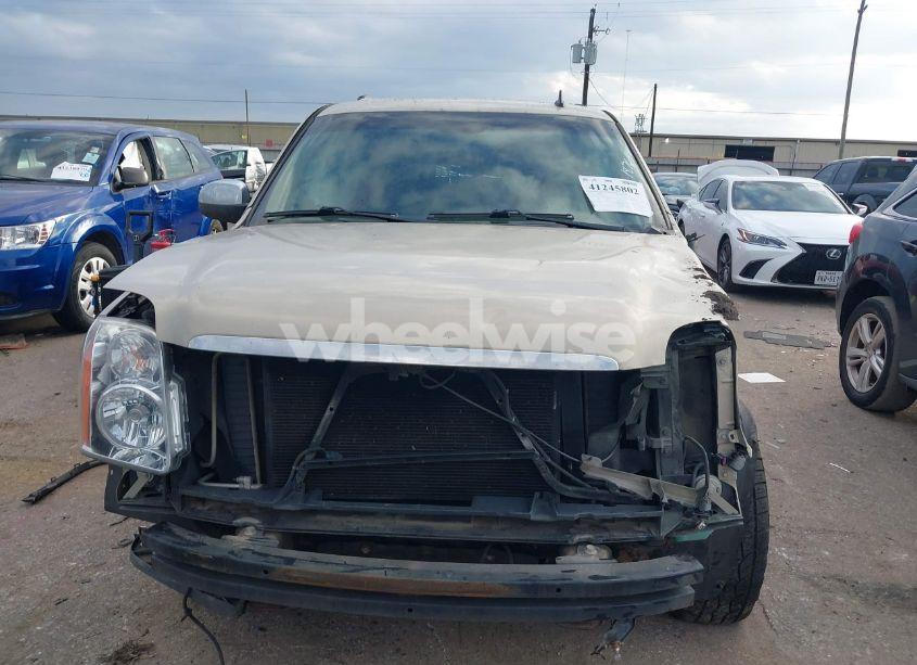 Photo 12 of 2011 Gmc Yukon SLE (VIN 1GKS1AE05BR293241)