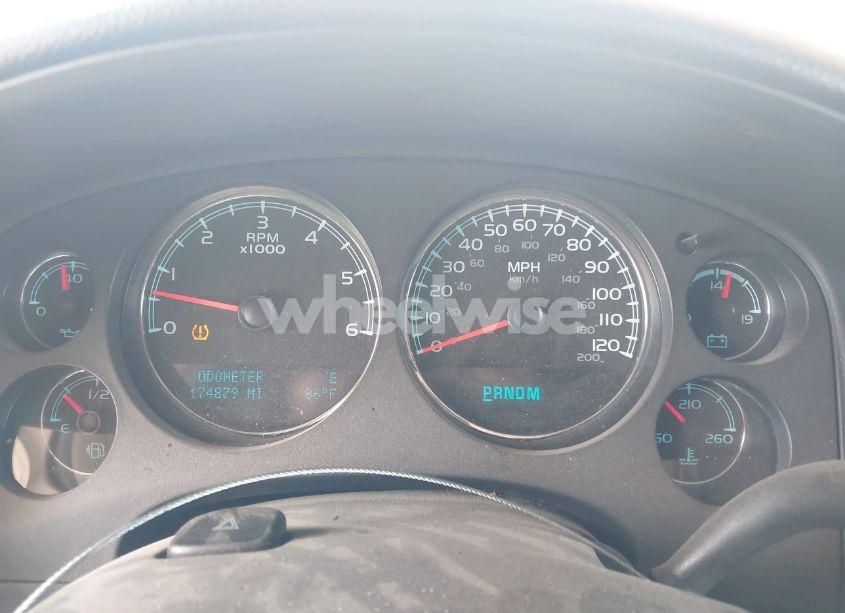 Photo 7 of 2011 Gmc Yukon SLE (VIN 1GKS1AE06BR136446)