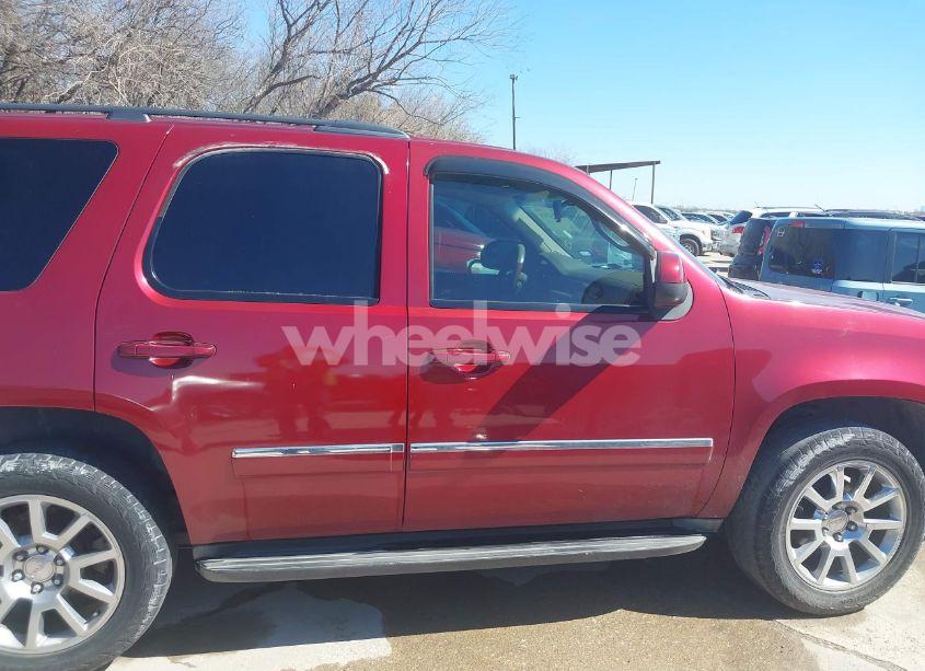 Photo 13 of 2011 Gmc Yukon SLE (VIN 1GKS1AE07BR279597)