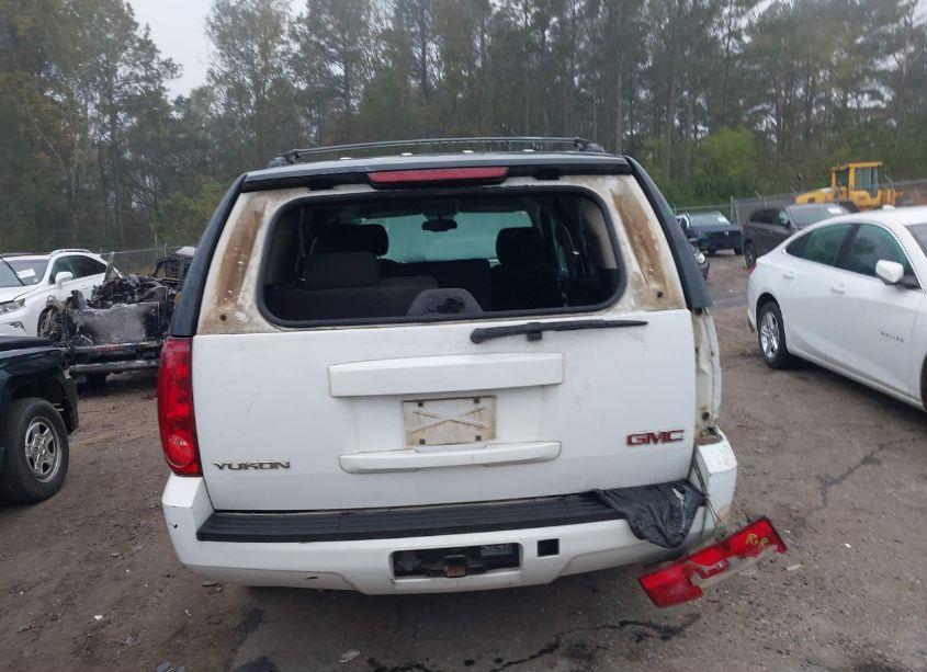 Photo 16 of 2013 Gmc Yukon SLE (VIN 1GKS1AE07DR111140)