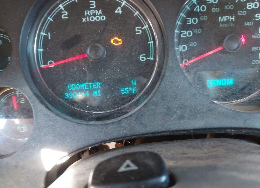 Photo 15 of 2011 Gmc Yukon SLE (VIN 1GKS1AE09BR118197)