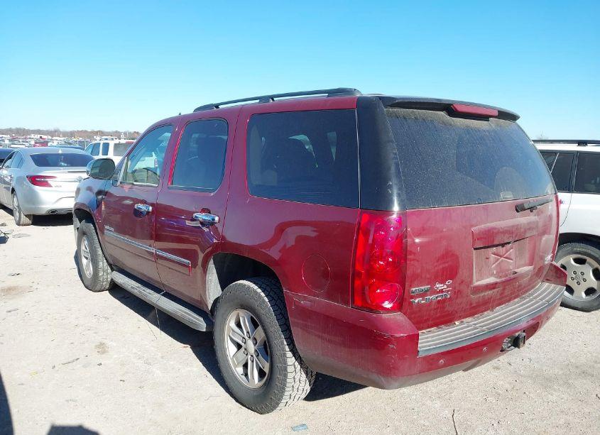 Photo 3 of 2011 Gmc Yukon SLE (VIN 1GKS1AE09BR118197)