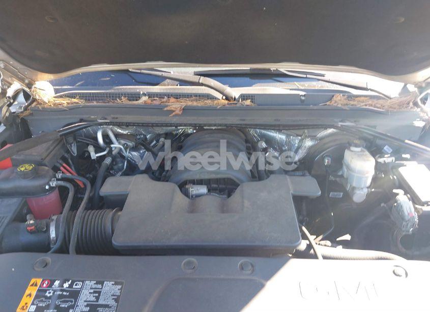 Photo 10 of 2018 Gmc Yukon SLE (VIN 1GKS1AKC0JR187728)