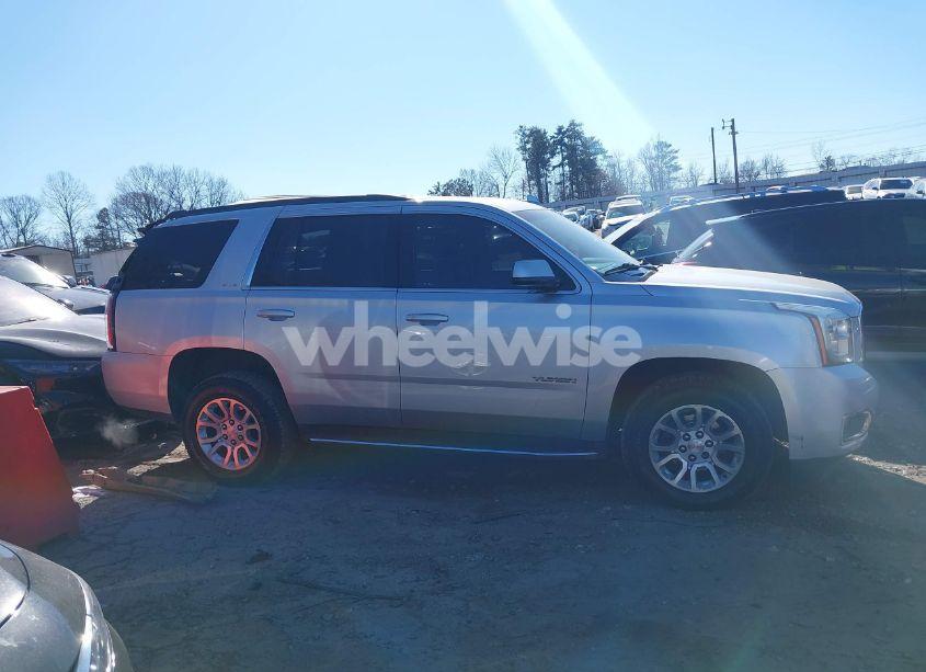 Photo 13 of 2018 Gmc Yukon SLE (VIN 1GKS1AKC0JR187728)