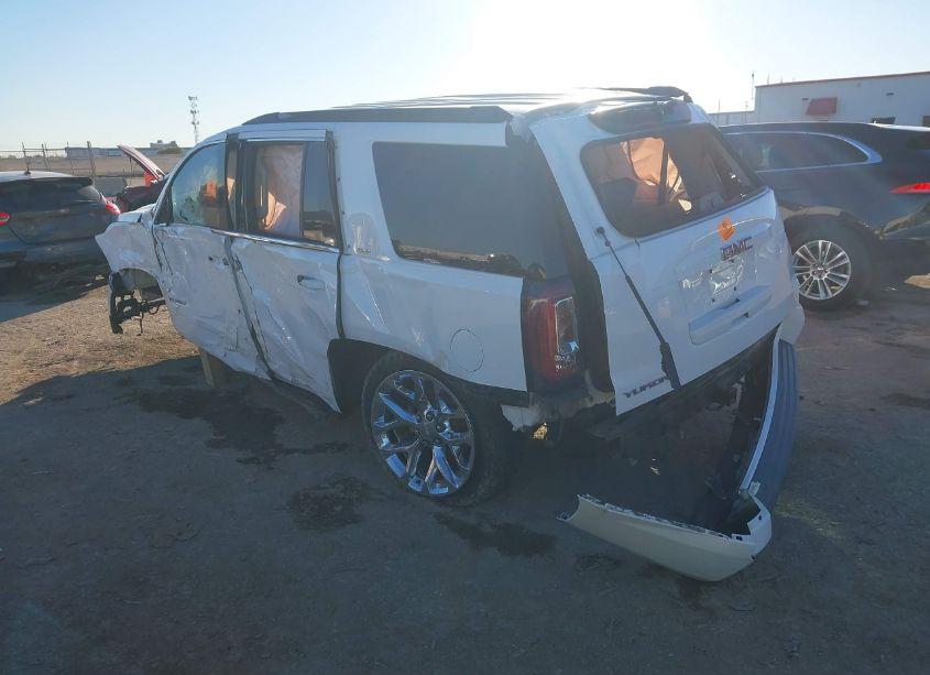 Photo 3 of 2019 Gmc Yukon SLE (VIN 1GKS1AKC2KR104950)
