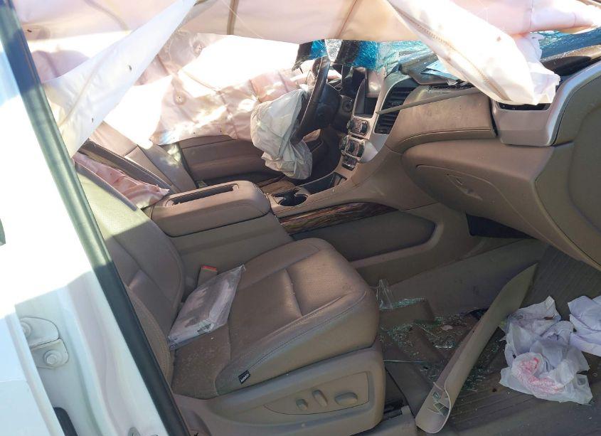 Photo 5 of 2019 Gmc Yukon SLE (VIN 1GKS1AKC2KR104950)