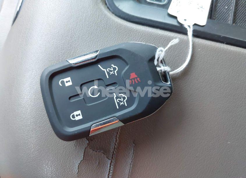 Photo 11 of 2017 Gmc Yukon SLT (VIN 1GKS1BKC0HR215558)