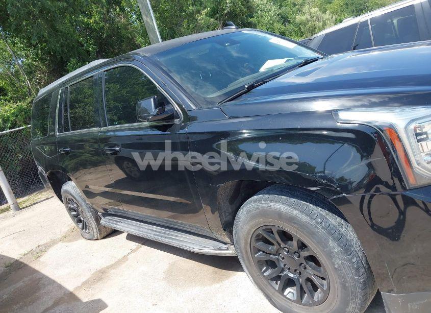 Photo 13 of 2017 Gmc Yukon SLT (VIN 1GKS1BKC0HR215558)