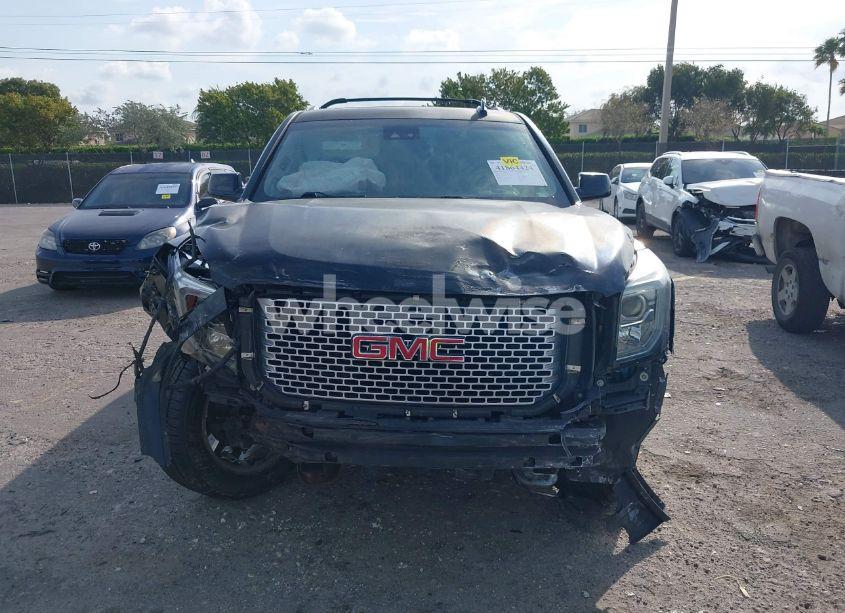 Photo 12 of 2015 Gmc Yukon SLT (VIN 1GKS1BKC1FR539194)