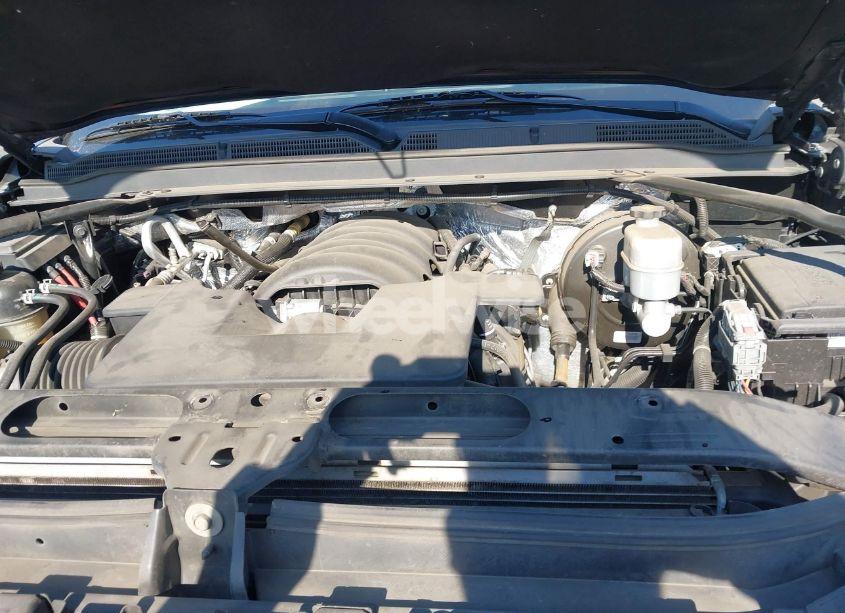 Photo 10 of 2017 Gmc Yukon SLT (VIN 1GKS1BKC1HR388439)