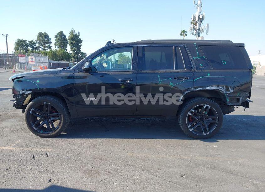 Photo 14 of 2017 Gmc Yukon SLT (VIN 1GKS1BKC1HR388439)