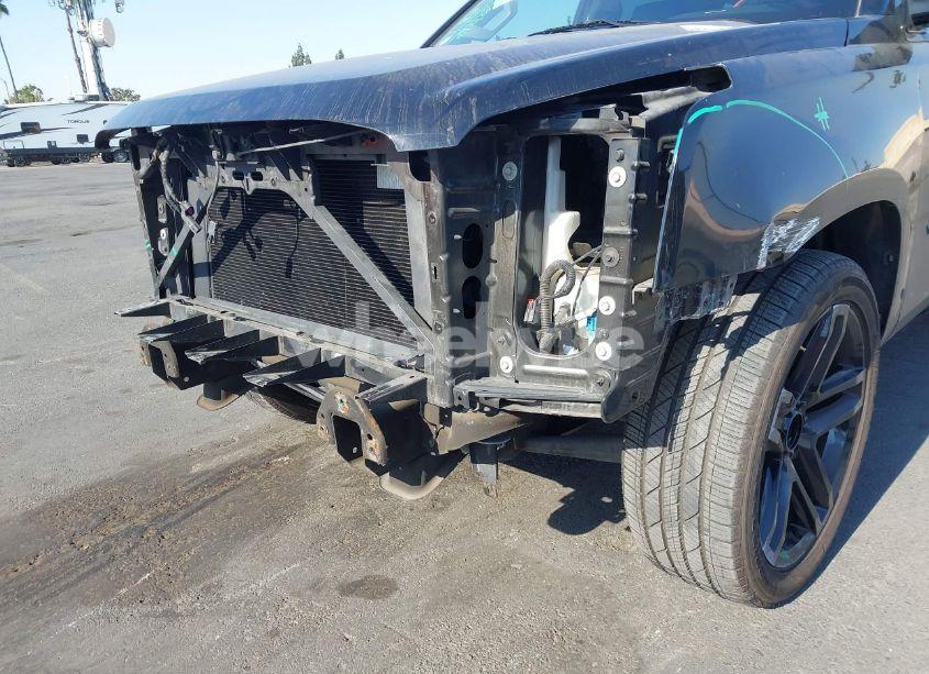 Photo 6 of 2017 Gmc Yukon SLT (VIN 1GKS1BKC1HR388439)