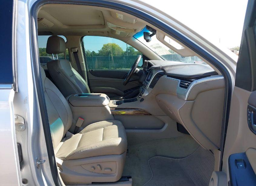 Photo 5 of 2017 Gmc Yukon SLT (VIN 1GKS1BKC2HR361072)